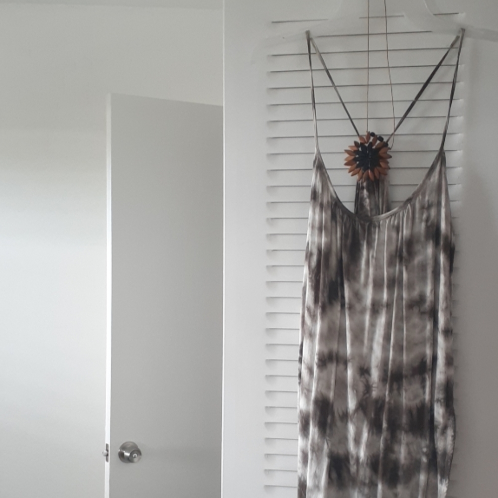 Tye Dye Wrap Dress w/Statement necklace